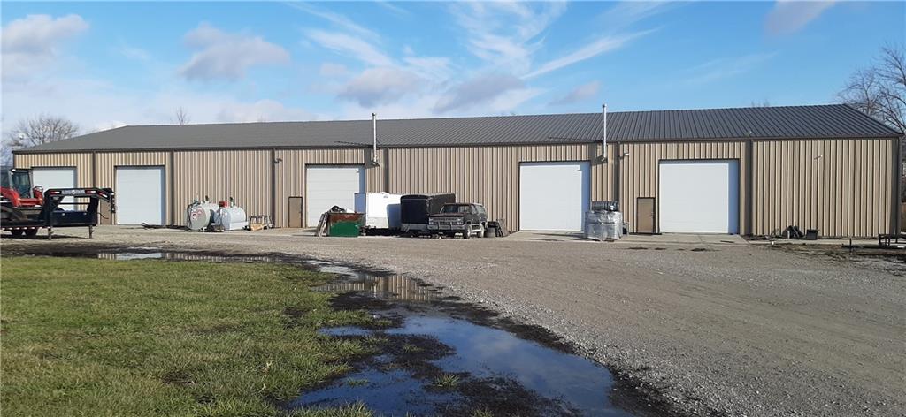 Photo of 25605 Old KC Road Paola KS 66071