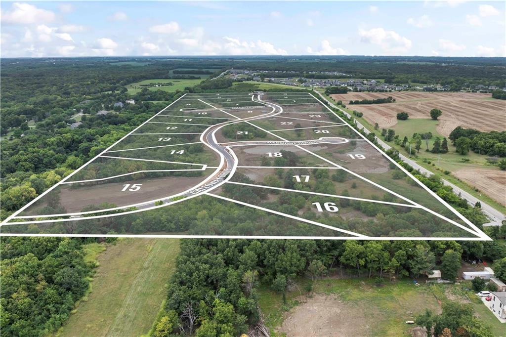 Photo of 17225 Galloway Drive Stilwell KS 66085
