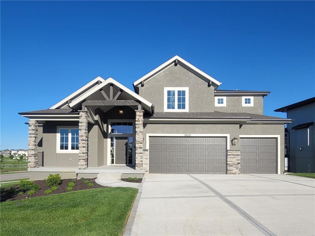 Photo of 18221 Oakmont Street Overland Park KS 66013