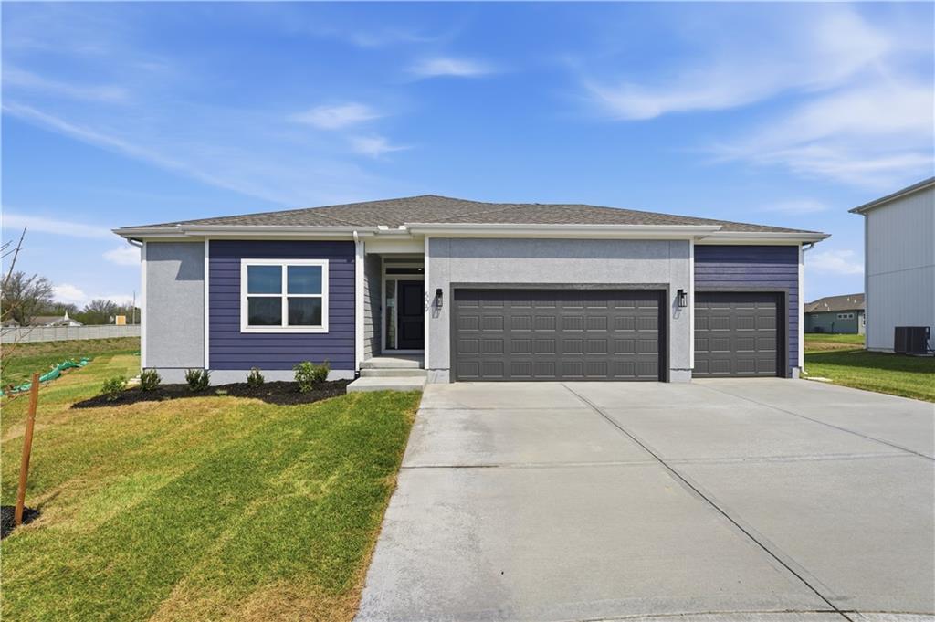 Photo of 509 SW Newport Drive Blue Springs MO 64014