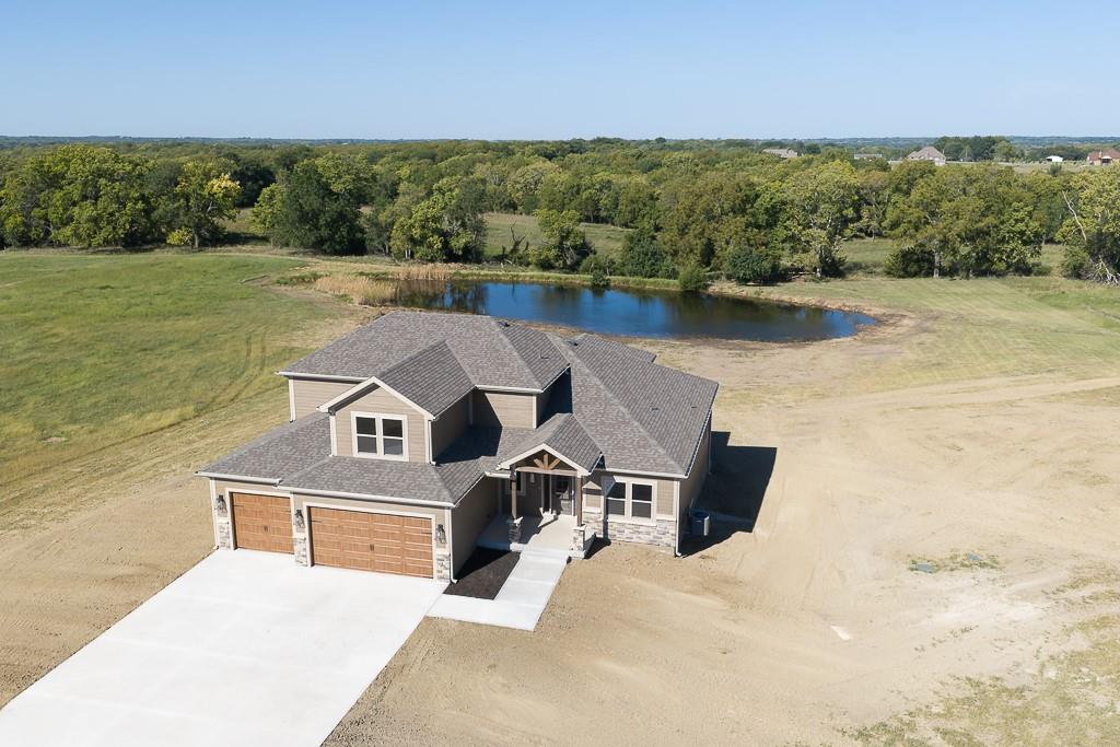 Photo of 17924 235th Street Tonganoxie KS 66086