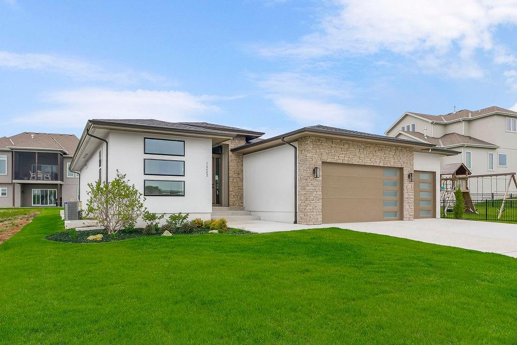 Photo of 16642 S Hall Street Olathe KS 66062