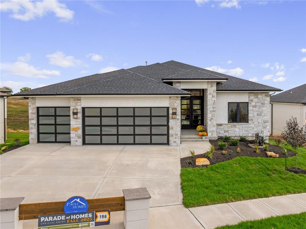 Photo of 11227 S Sunray Drive Olathe KS 66061