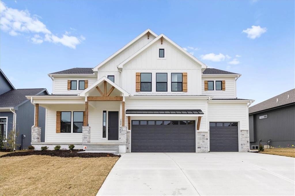 Photo of 1605 SW Arbor Park Drive Lee's Summit MO 64082