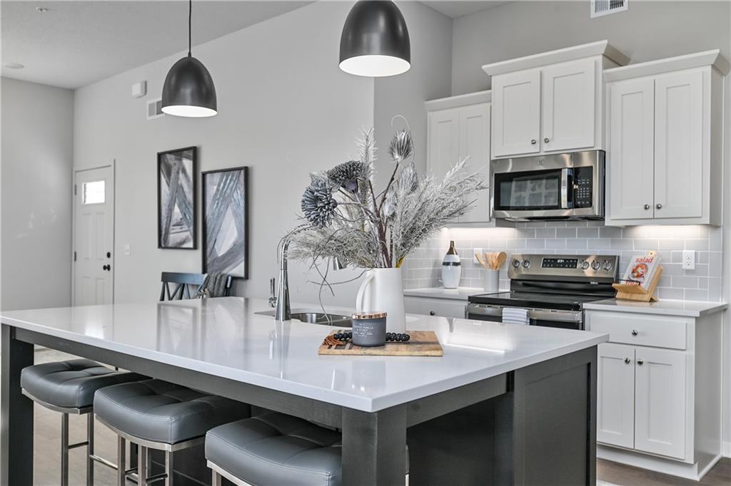 Photo of 131 S Diane Drive Olathe KS 66061