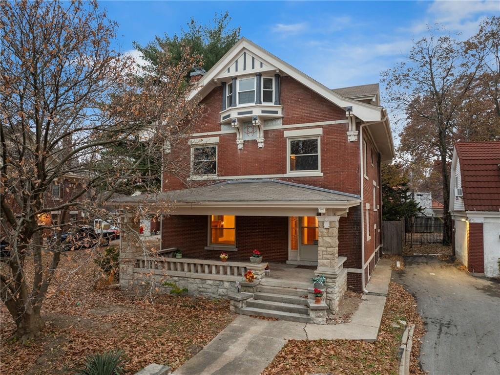 Photo of 3516 Charlotte Street Kansas City MO 64109