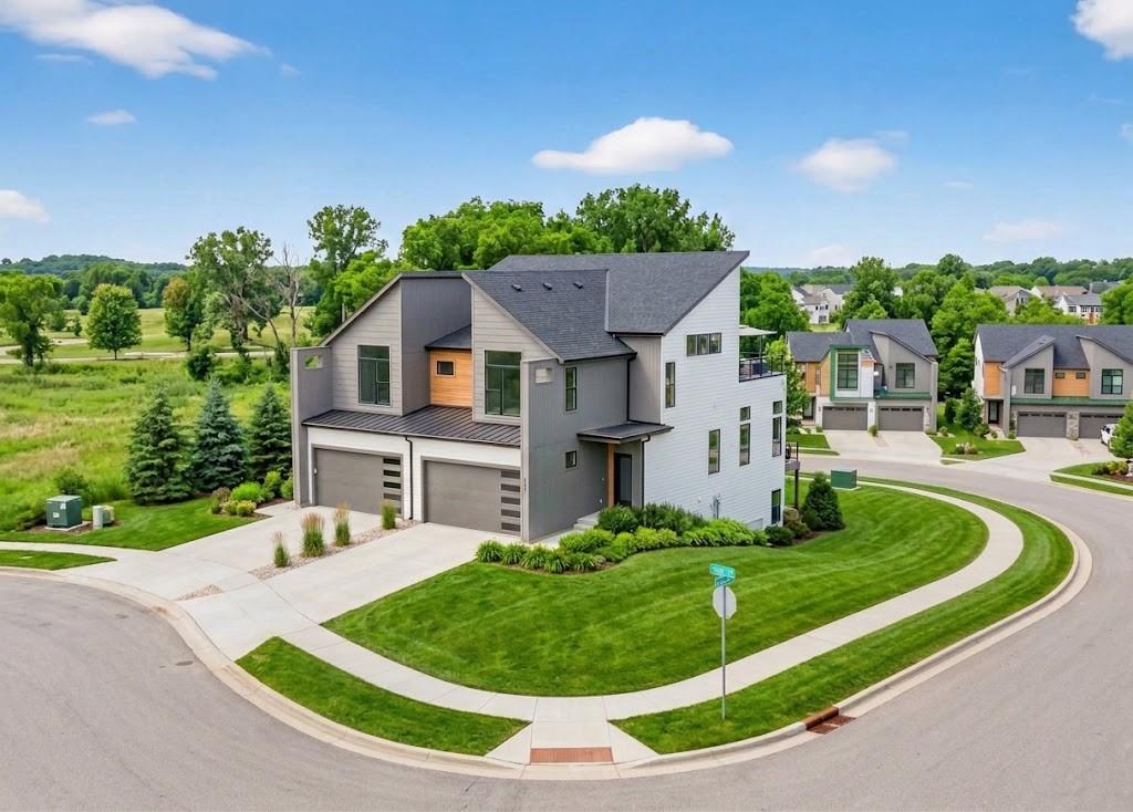 Photo of 9311 Aminda Street Lenexa KS 66227