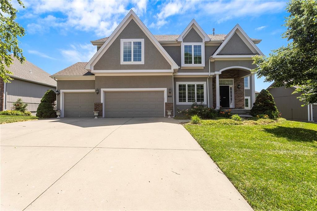 Photo of 9409 N Laurel Avenue Kansas City MO 64157