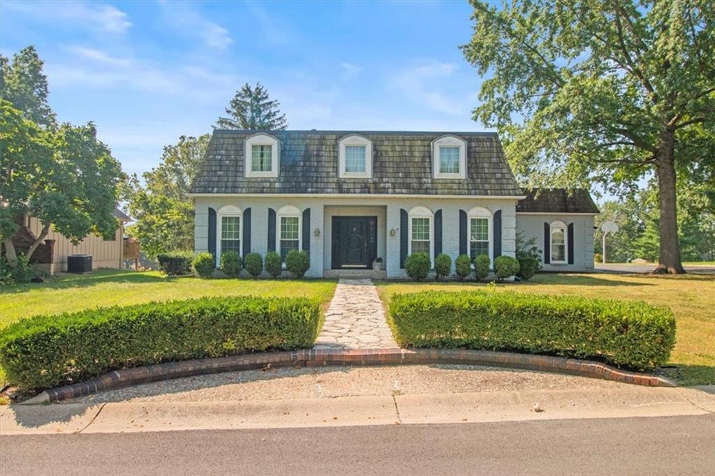 Photo of 420 Golfview Drive Blue Springs MO 64014