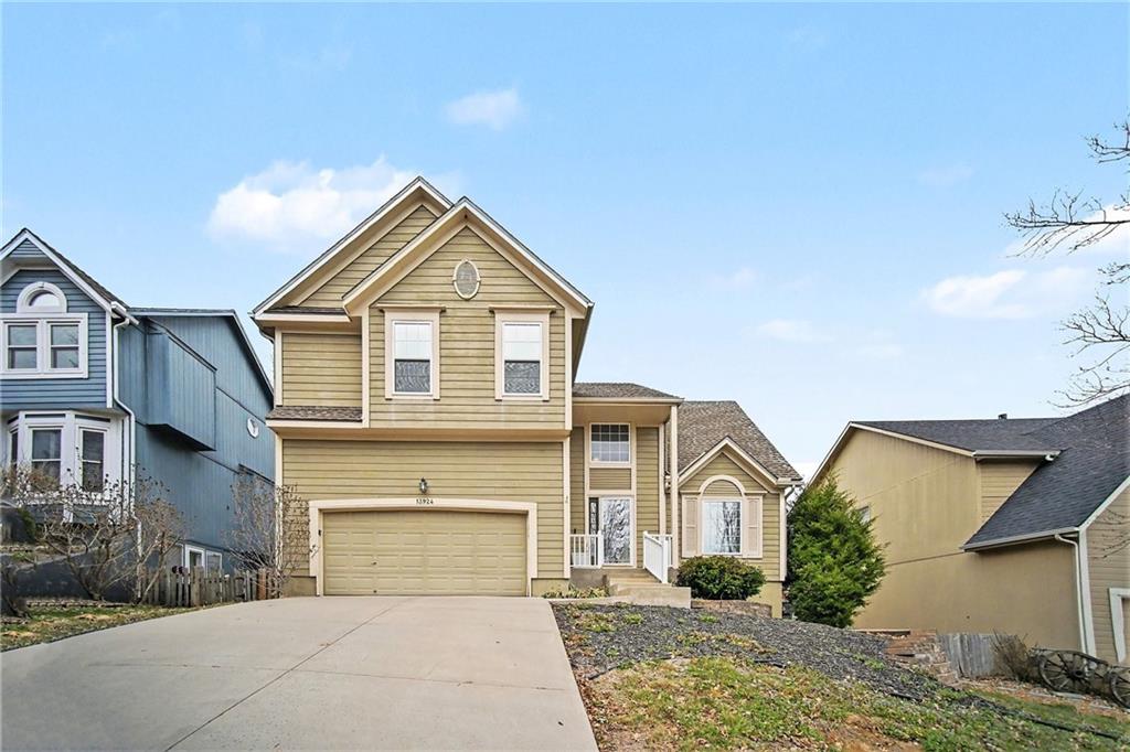 Photo of 13924 W 71st Place Shawnee KS 66216