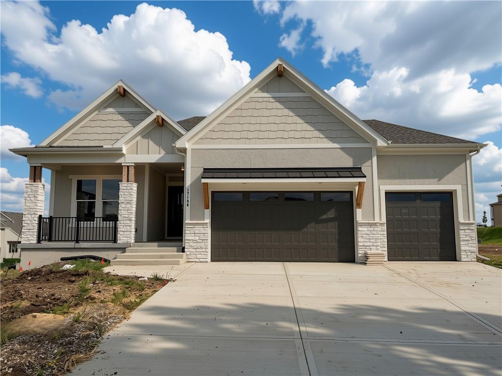 Photo of 17186 S Laurelwood Street Olathe KS 66062