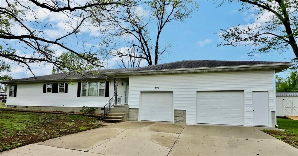 Photo of 1201 S 1st Street El Dorado Springs MO 64744
