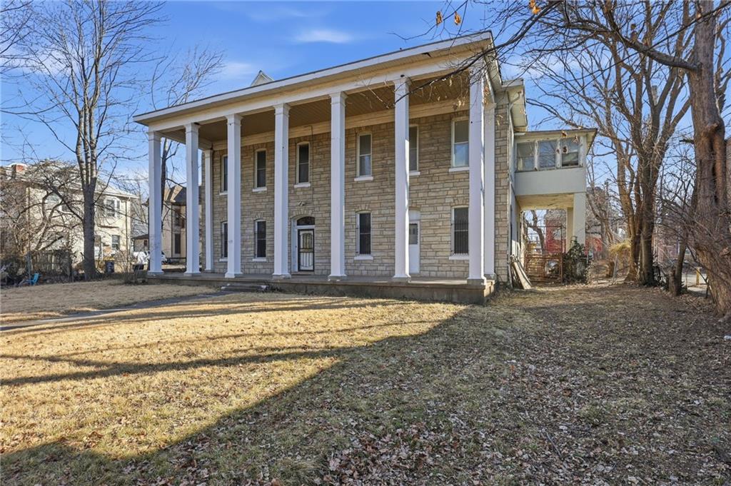 Photo of 419 Maple Boulevard Kansas City MO 64124