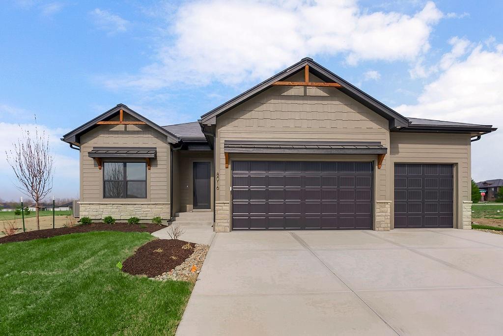 Photo of 8016 SE Hoot Owl Street Blue Springs MO 64014