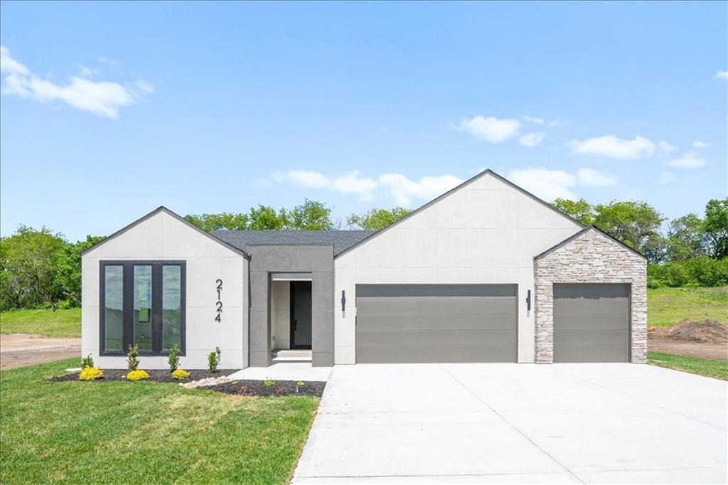 Photo of 2124 SW Wheatfield Drive Lee's Summit MO 64082