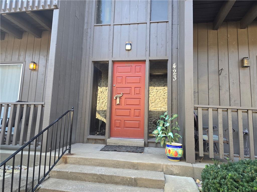 Photo of 423 W 104th Street #C Kansas City MO 64114
