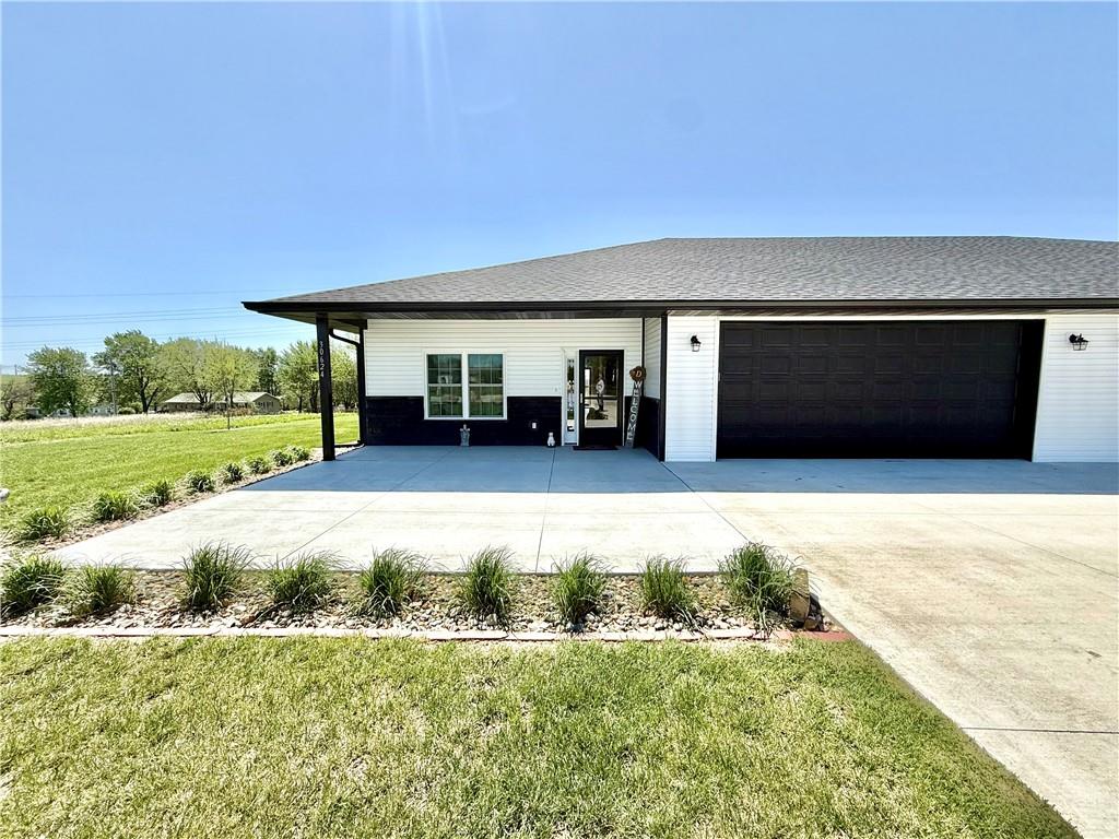 Photo of 30624 Porter Drive Maryville MO 64468