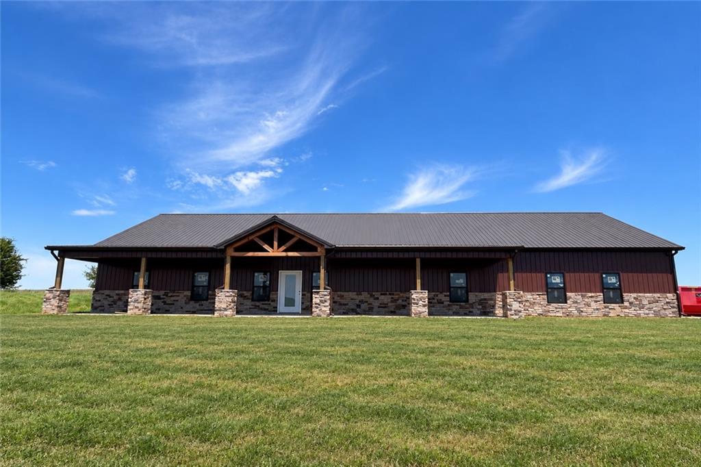Photo of 20014 Woodend Road Linwood KS 66052