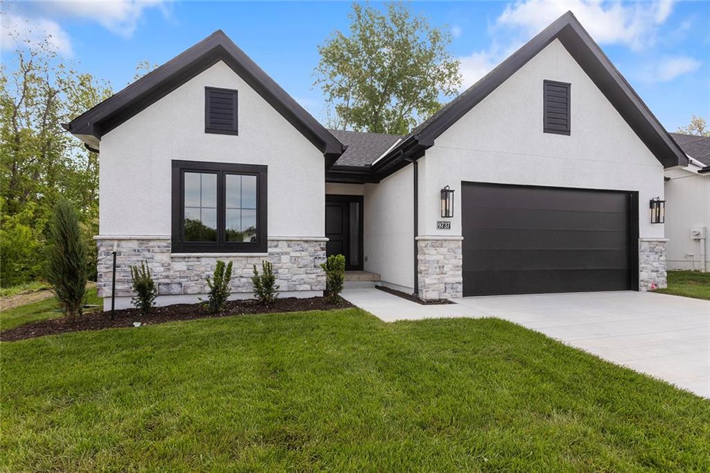 Photo of 9737 N Lucerne Avenue Kansas City MO 64153