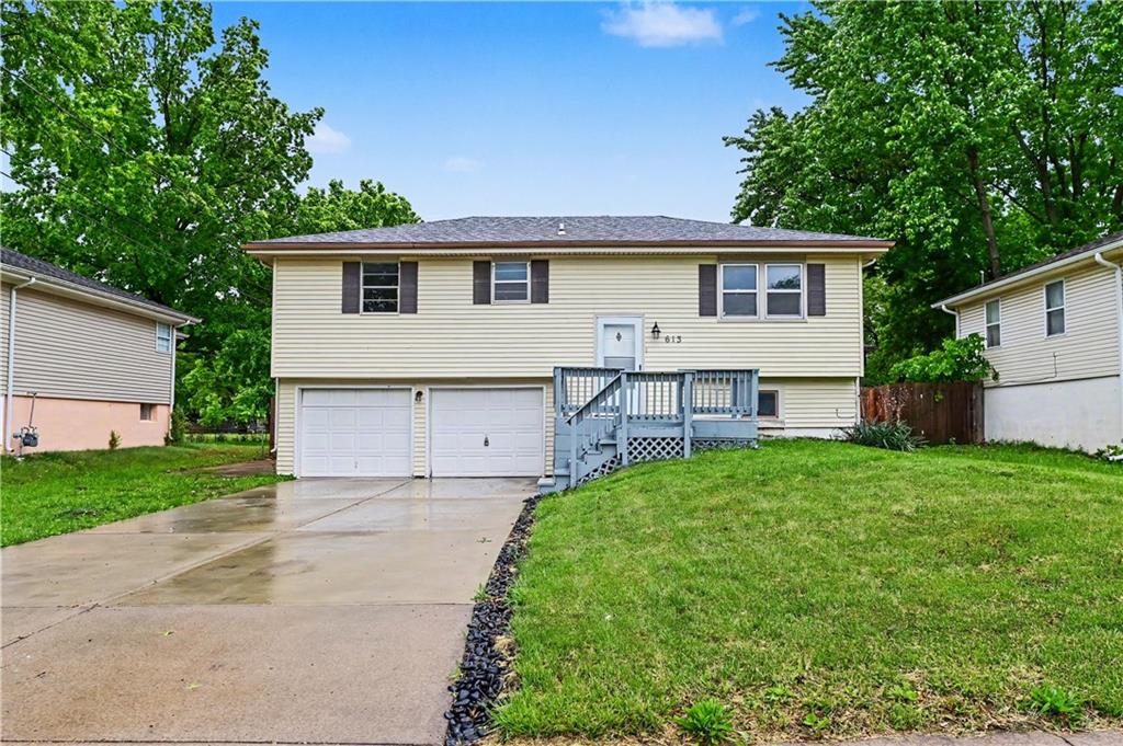 Photo of 613 W Hulett Street Edgerton KS 66021