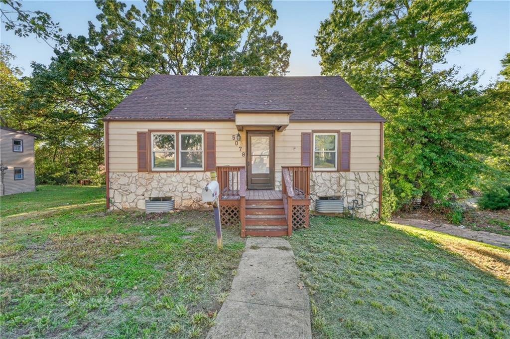 Photo of 5078 Glenside Drive Kansas City MO 64129