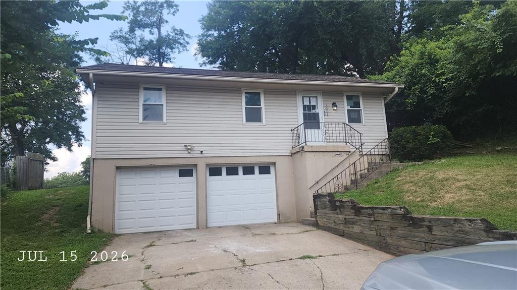 Photo of 4308 N Bellaire Avenue Kansas City MO 64117