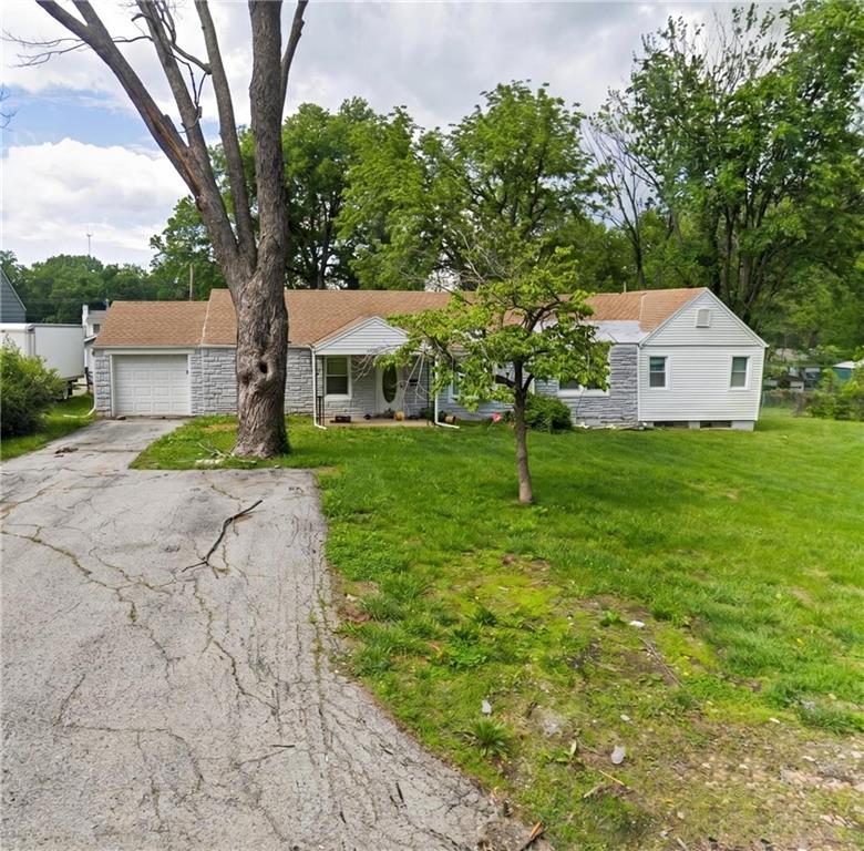 Photo of 9622 Linwood Boulevard Independence MO 64052