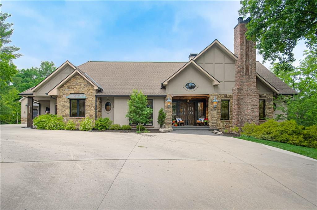 Photo of 8700 Meadow Lane Leawood KS 66206