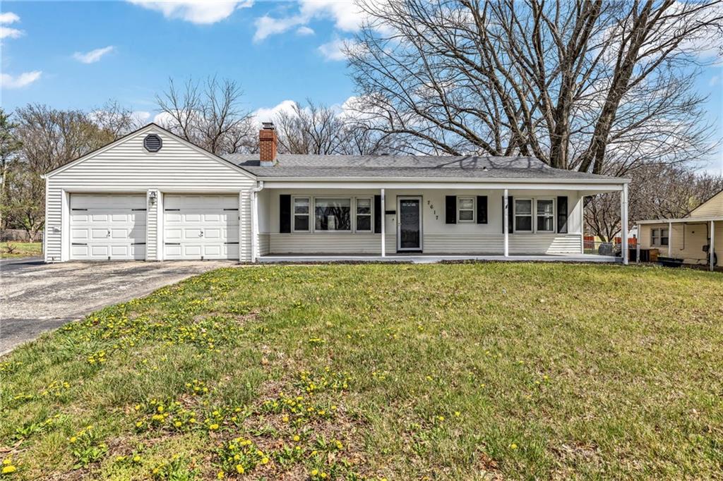 Photo of 7617 Antioch Road Overland Park KS 66204