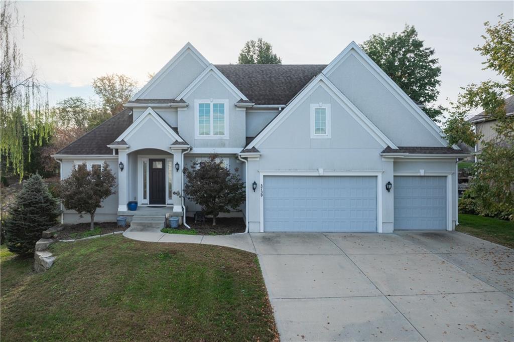 Photo of 5739 NE Timber Hills Drive Lee's Summit MO 64064