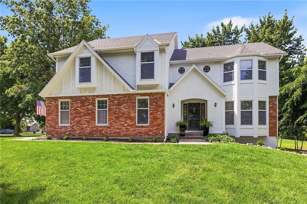 Photo of 16720 Grandview Street Overland Park KS 66085