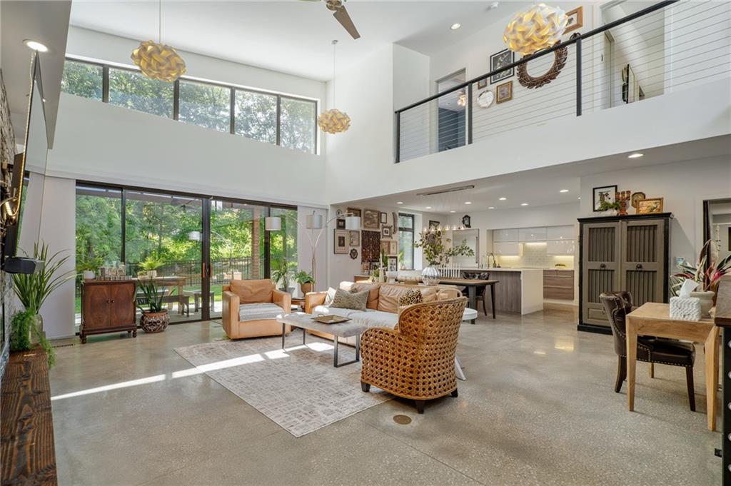 Photo of 4717 CANAAN LAKE Circle Kansas City KS 66109
