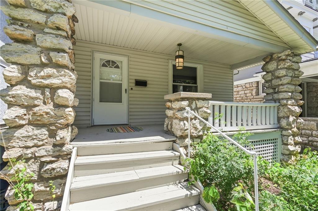 Photo of 4215 Kenwood Avenue Kansas City MO 64110