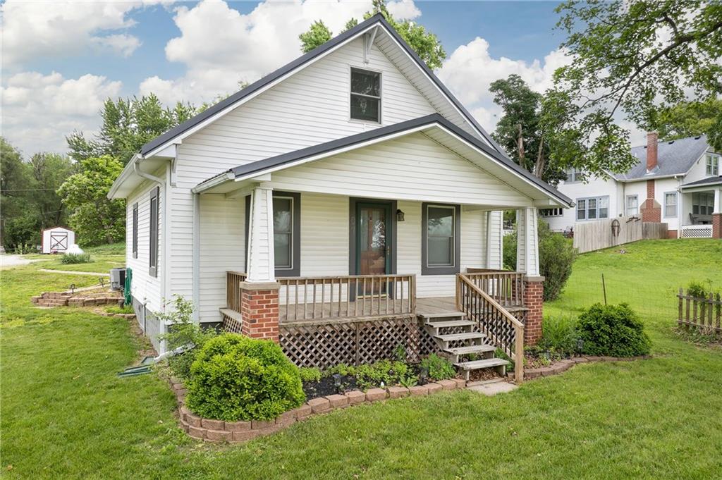 Photo of 807 SE Grand DD Highway Faucett MO 64448