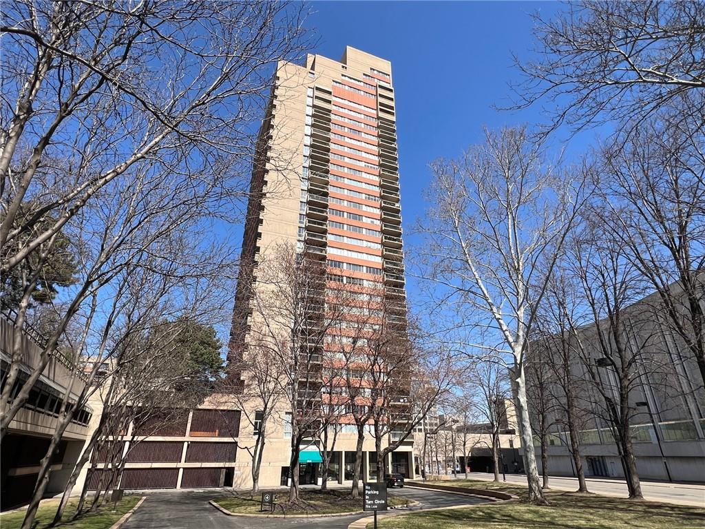 Photo of 2510 Grand Boulevard #3001 Kansas City MO 64108