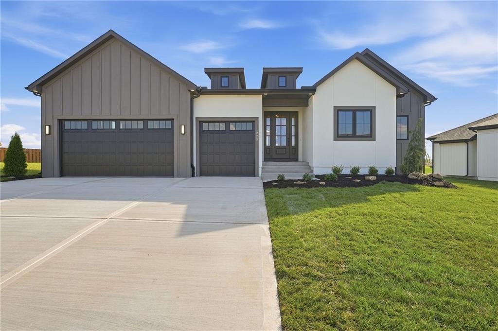 Photo of 1223 Larkspur Place Raymore MO 64083