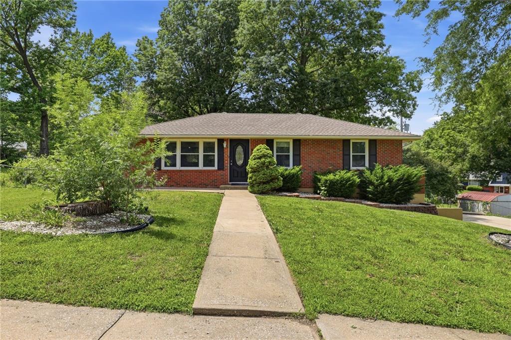 Photo of 8506 Maple Avenue Kansas City MO 64138
