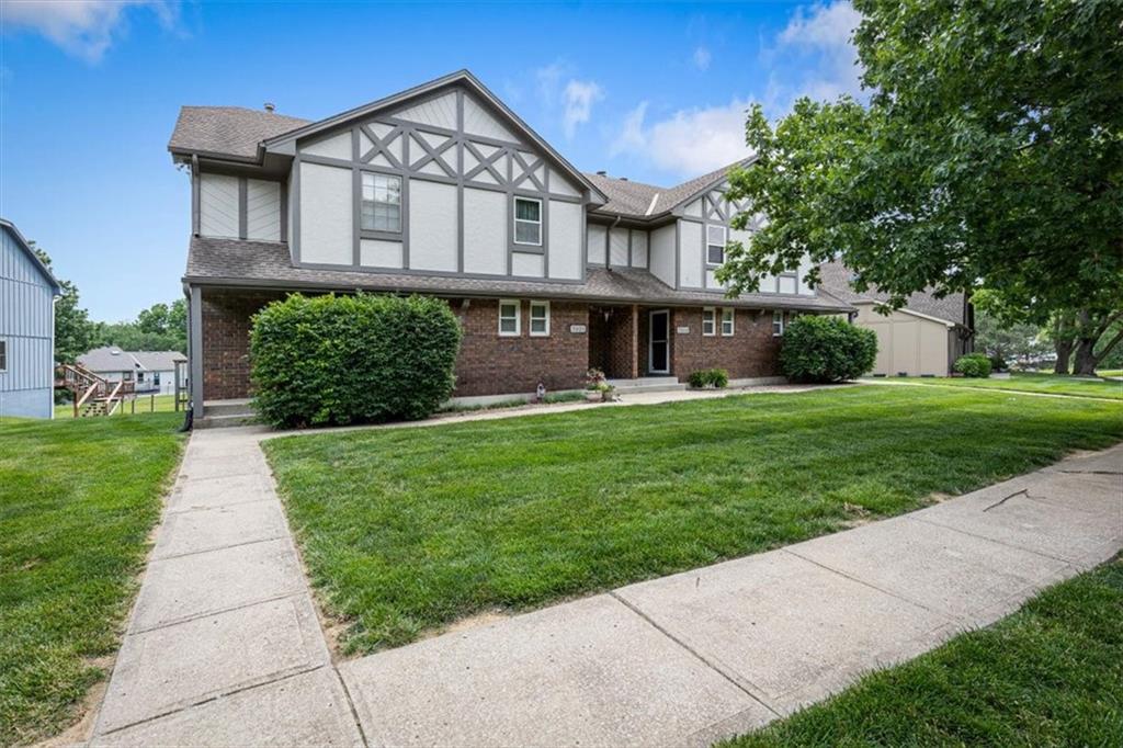 Photo of 7019 N Fisk Court Kansas City MO 64151