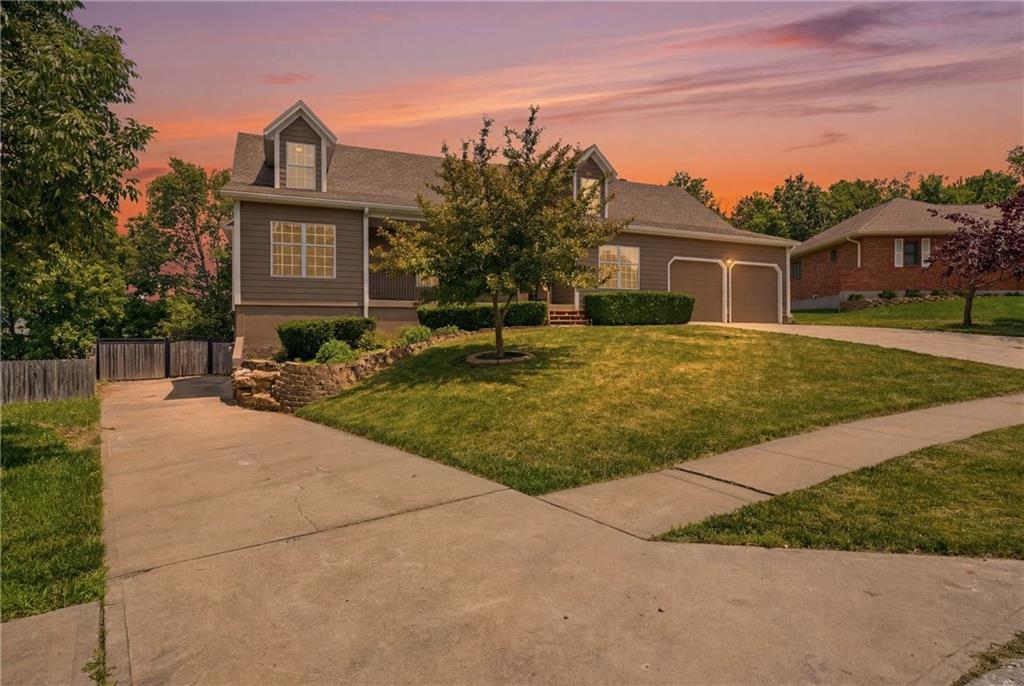 Photo of 12104 E 78th Terrace Kansas City MO 64138