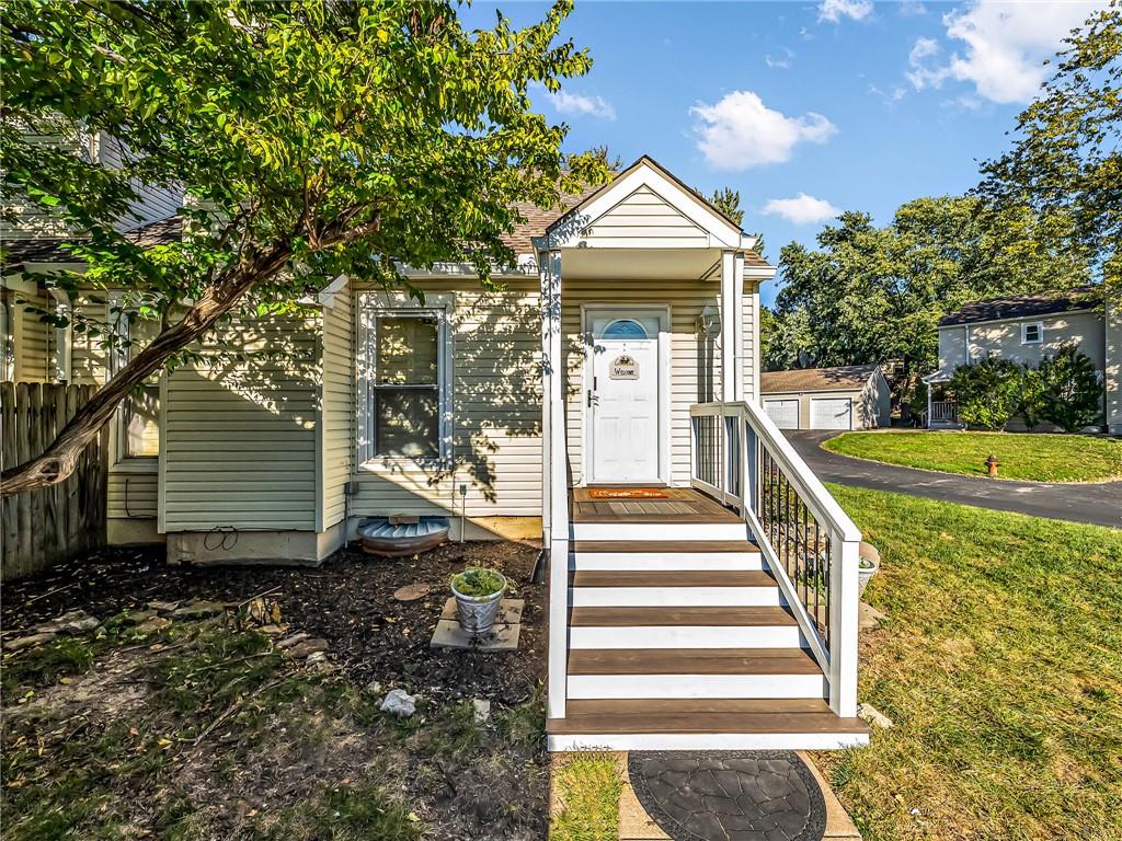 Photo of 6210 NW 82nd Terrace Kansas City MO 64151