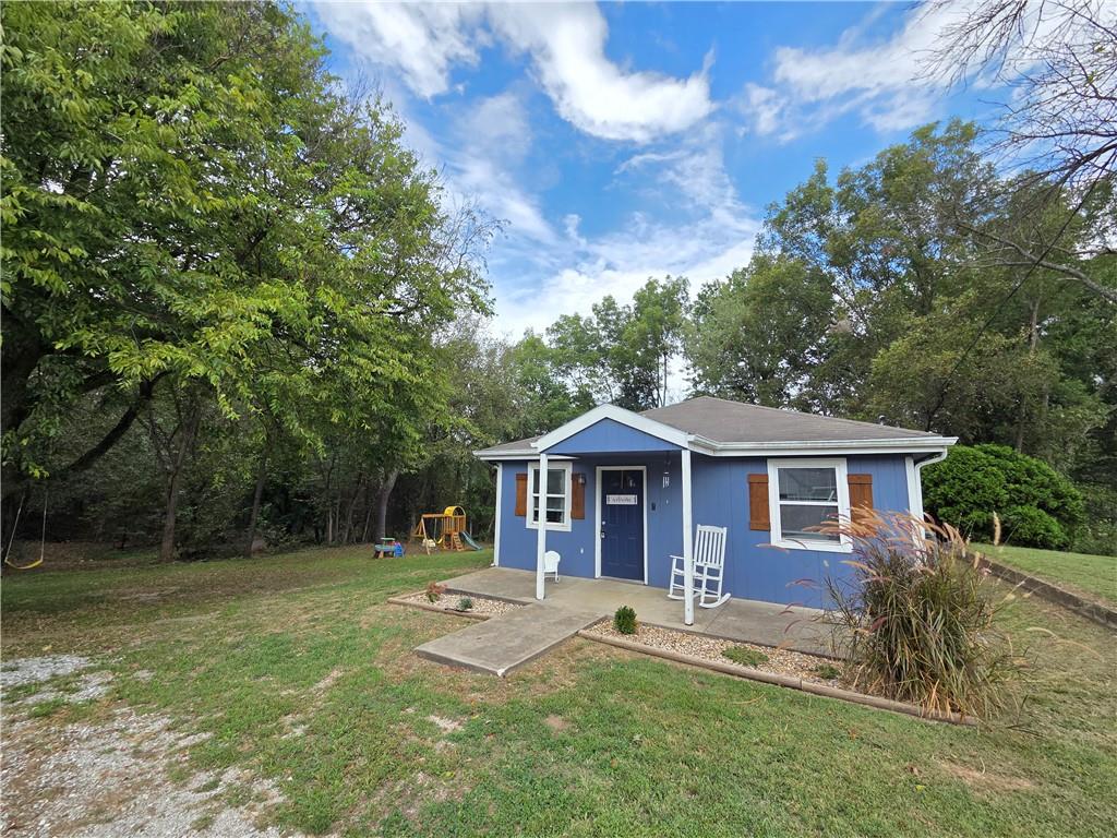 Photo of 301 N Elm Street Urich MO 64788