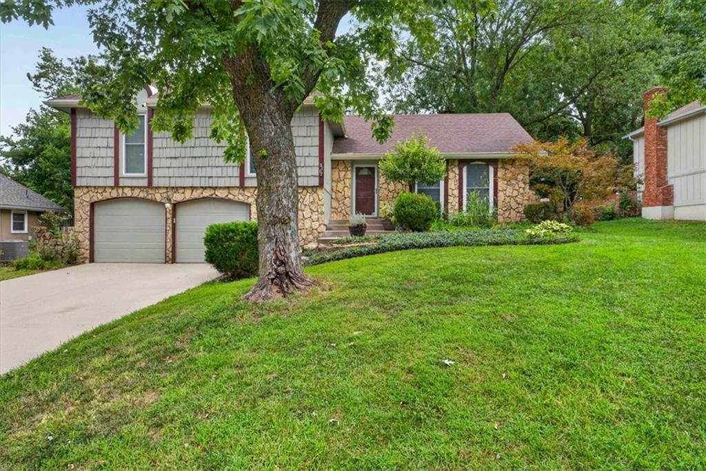 Photo of 8107 Noland Road Lenexa KS 66215