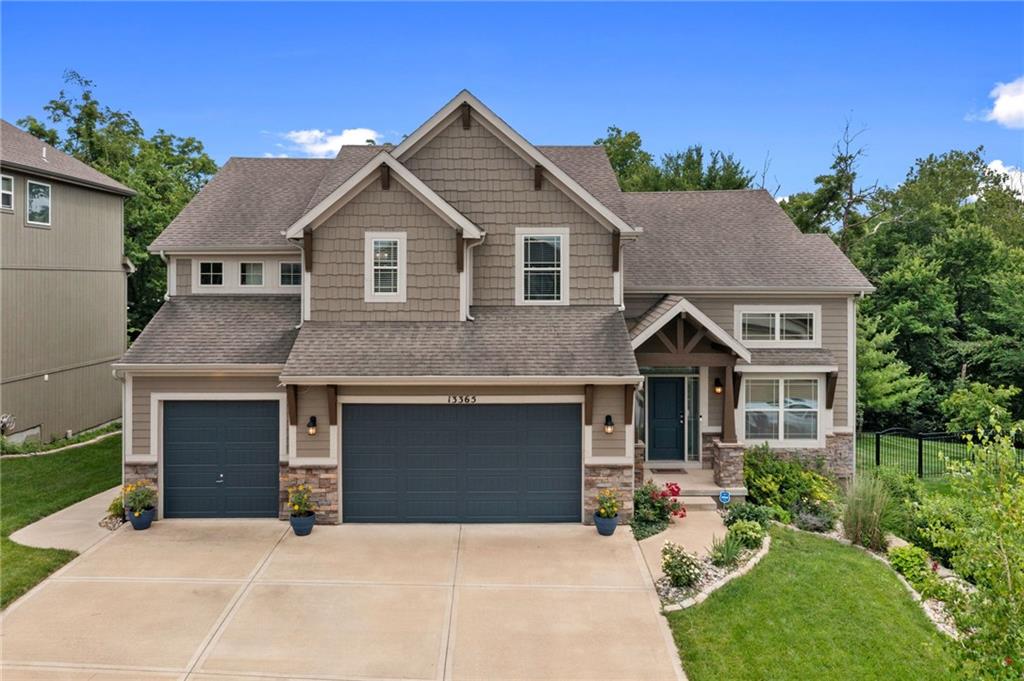 Photo of 13365 NW 72nd Street Parkville MO 64152