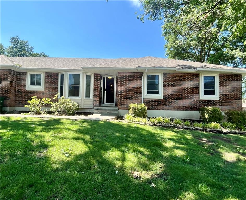 Photo of 617 W Maple Street Raymore MO 64083