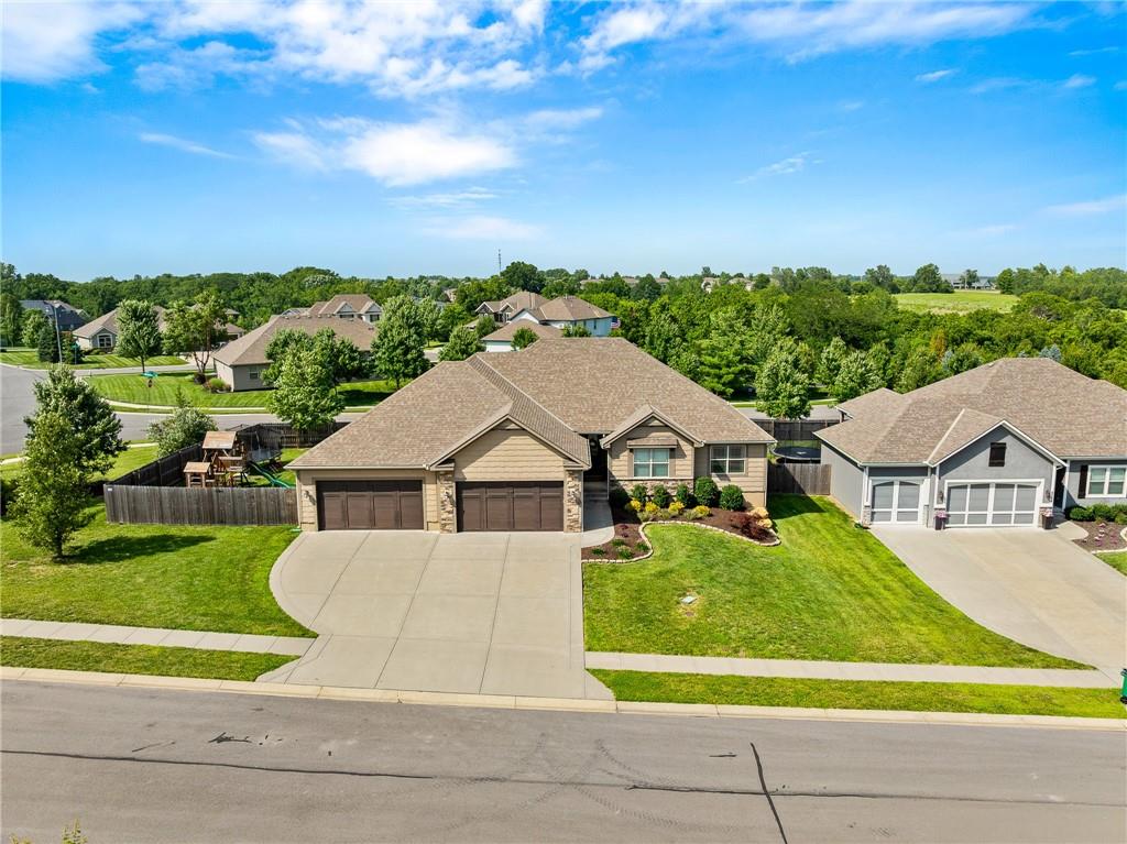 Photo of 9300 SW Tsunami Court Lee's Summit MO 64064