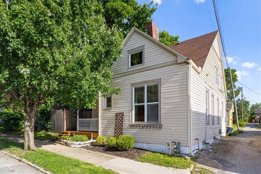 Photo of 611 E 27 Terrace Kansas City MO 64109