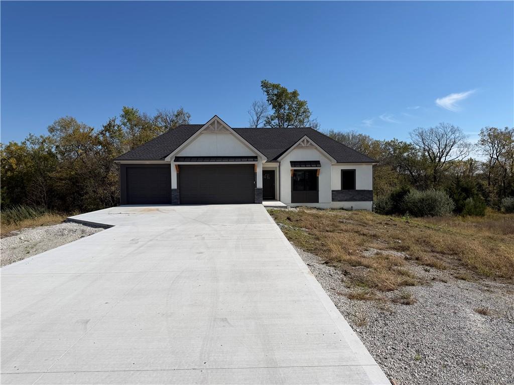 Photo of 21503 Twin Oaks Parkway Peculiar MO 64078