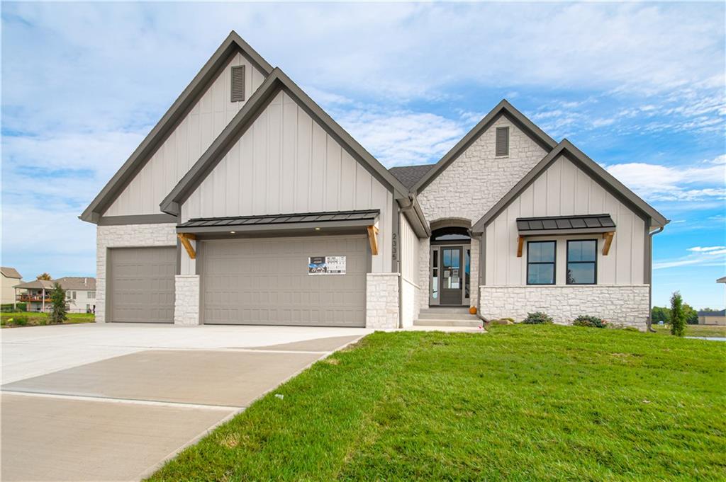 Photo of 2335 Foxtail Drive Kearney MO 64060