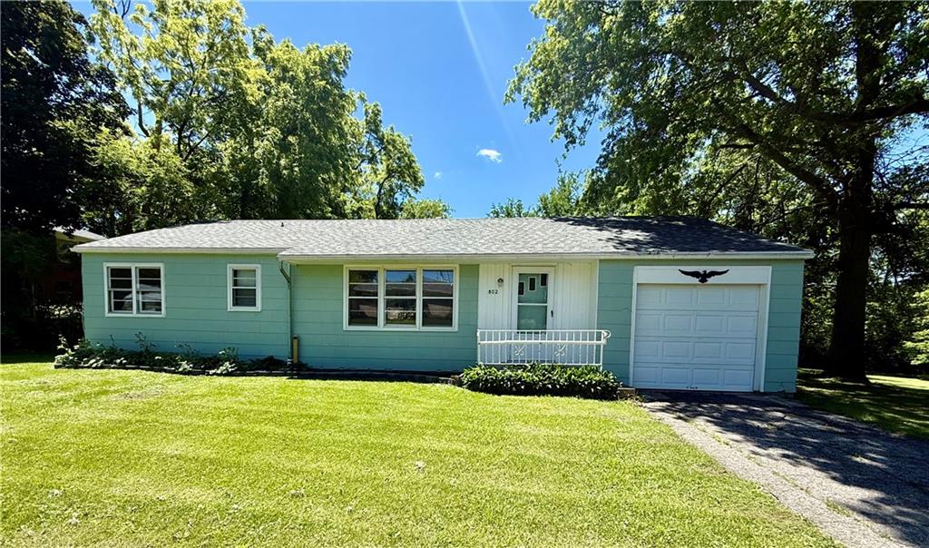 Photo of 802 E Roseberry Street Hopkins MO 64461