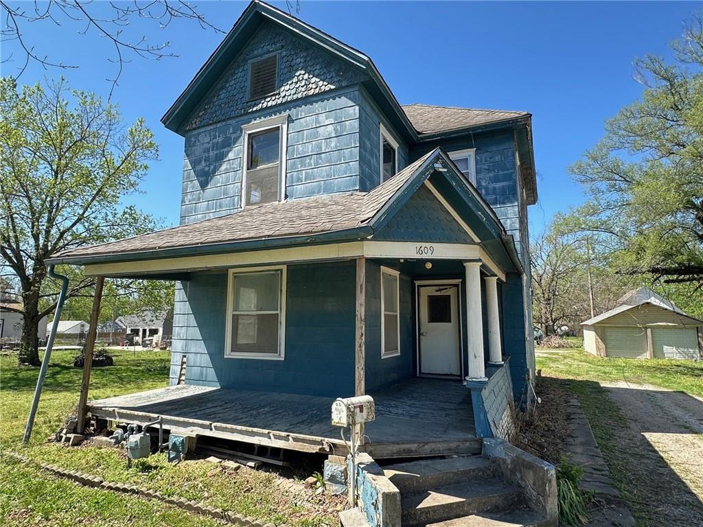 Photo of 1609 S Evergreen Avenue Chanute KS 66720